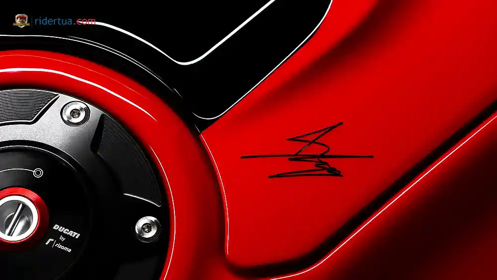 Panigale V4 MM93 Edition - Marc Marquez Sign