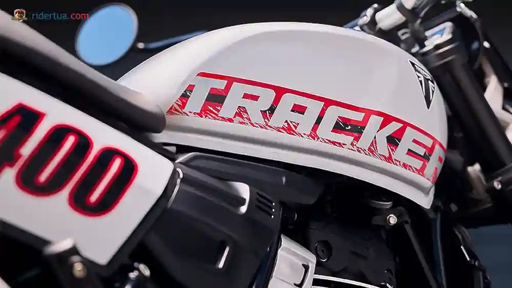 Triumph, Tracker 400, Triumph Tracker 400, motor roadster, motor baru