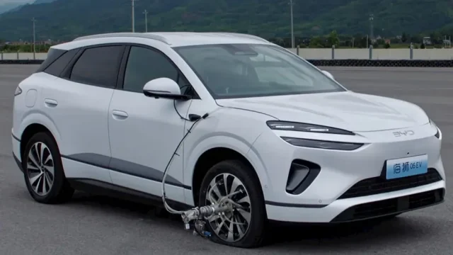 BYD Sealion 06 EV Electrek