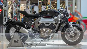 Unik Banget Pakai Mesin V4! QJMotor EQUUS 600 Cafe Racer Gaya Retro Bakal Dijual Segini? 1 QJMotor EQUUS 600 Cafe Racer