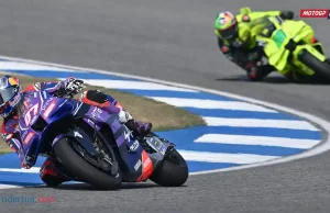 Toprak Razgatlioglu: Mungkin Monitor Pencatat Waktu Lap Dimatikan Saja Toprak Razgatlioglu