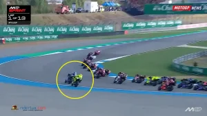 Alex Marquez : Kalau Saya Mengerem dengan Keras Maka Diggia, Raul dan Saya akan Crash Bersamaan! 1 Fabio Di Giannantonio Vs Alex Marquez