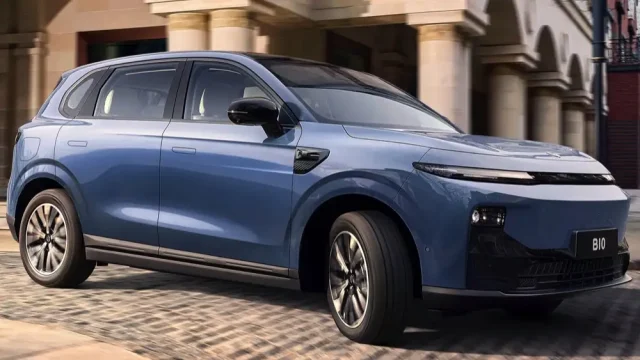 Merek mobil Leapmotor B10 EV Database