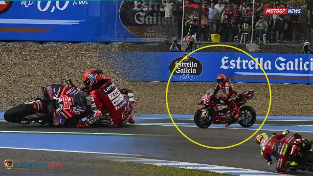 Marc Marquez - Crash