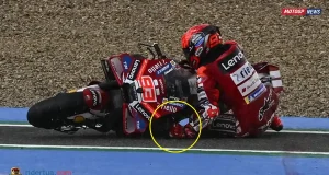 Marc Marquez Pegang Kopling Agar Mesin Tidak Mati