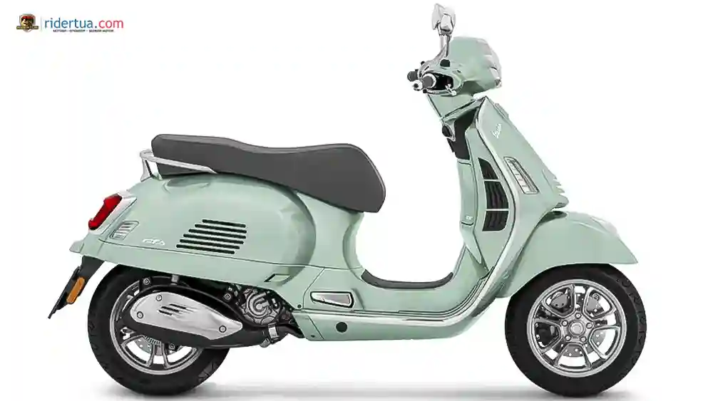 Lambretta X300 GT Black Trim Edition vs Vespa GTS 300 HPE