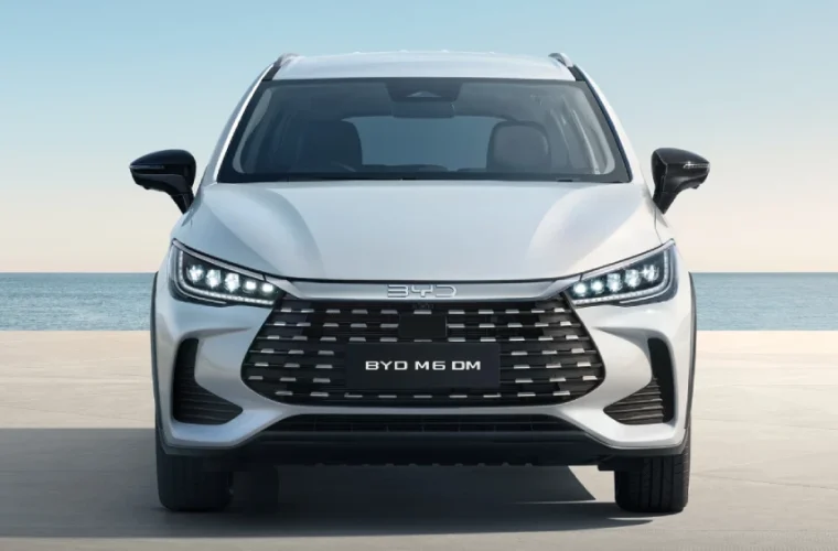 BYD M6 DM