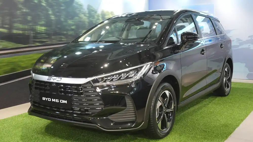 BYD M6 DM, Mobil PHEV Dengan Teknologi Canggih! 3 BYD M6 DM kabaroto