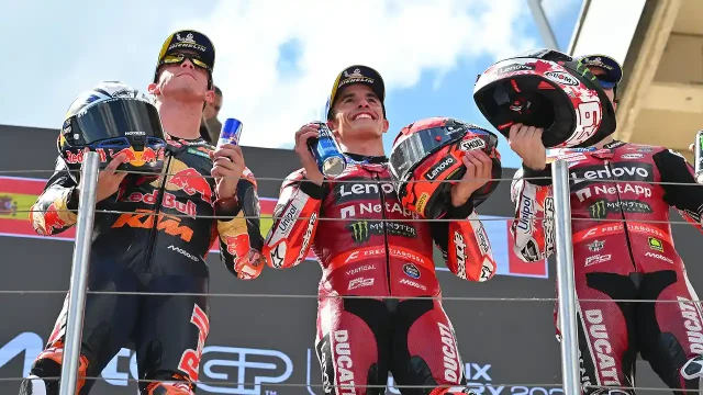 Podium MotoGP Hungaria 2026 - Marc Marquez - Pedro Acosta - Pecco Bagnaia