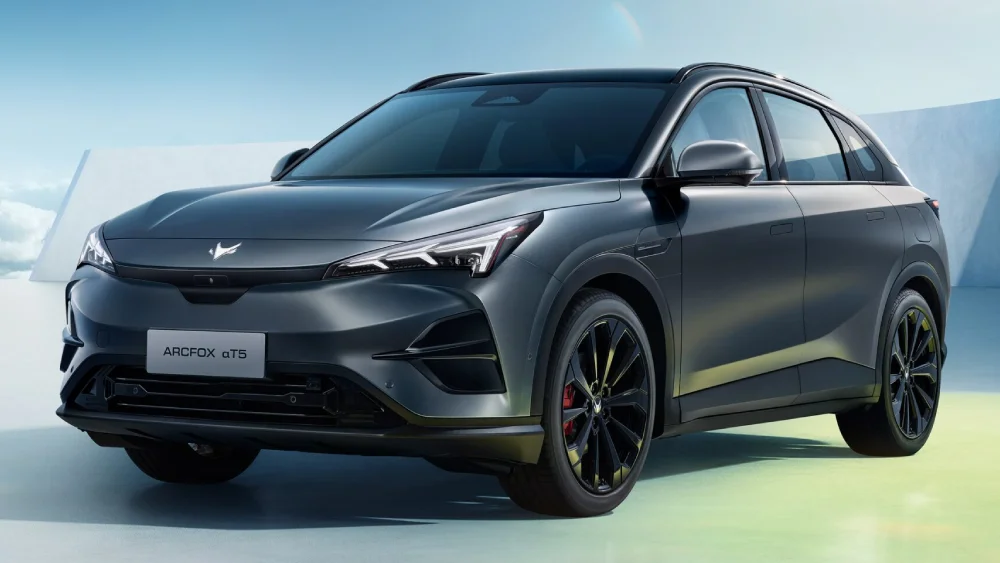 BAIC Arcfox Alpha T5 Europe