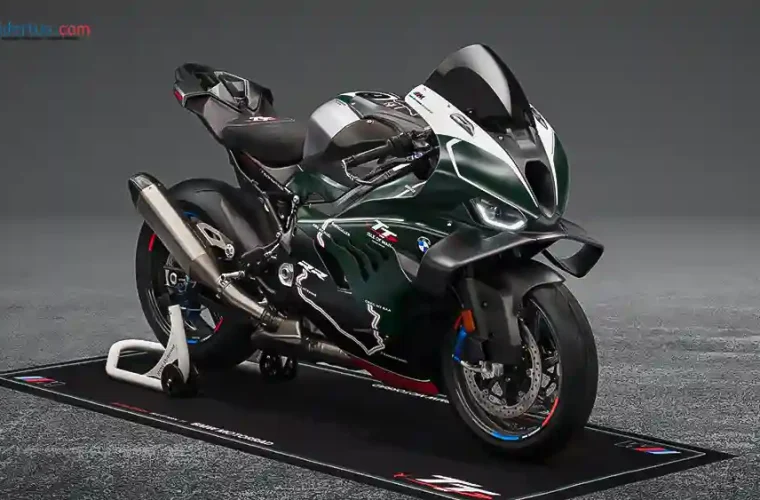 Cuma 115 Unit! BMW M 1000 RR Isle of Man TT Superbike Edisi Terbatas Rp 1 Miliar