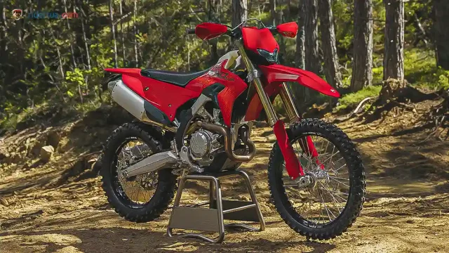 Ducati Desmo450 EDS Motor Trail Jalan Raya Pertamanya! Ducati Desmo450 EDS 2027 Akhirnya Resmi Meluncur