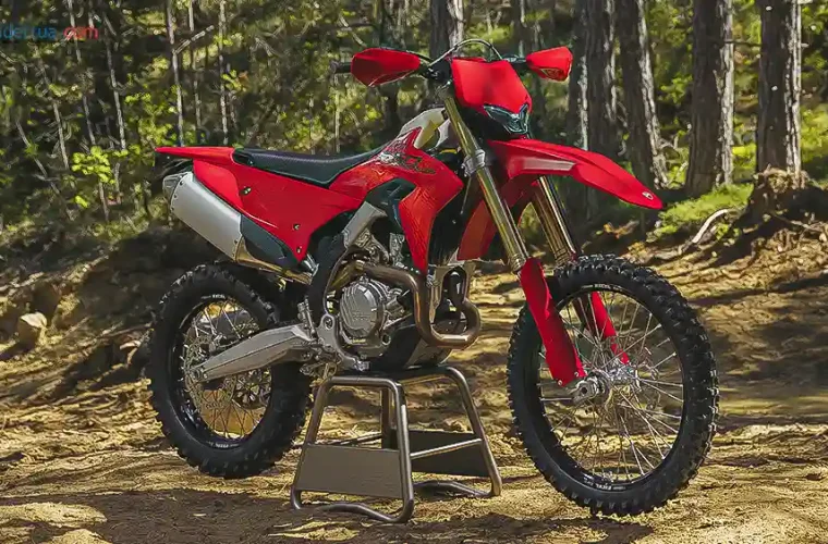 Motor Trail Jalan Raya Pertamanya! Ducati Desmo450 EDS 2027 Akhirnya Resmi Meluncur