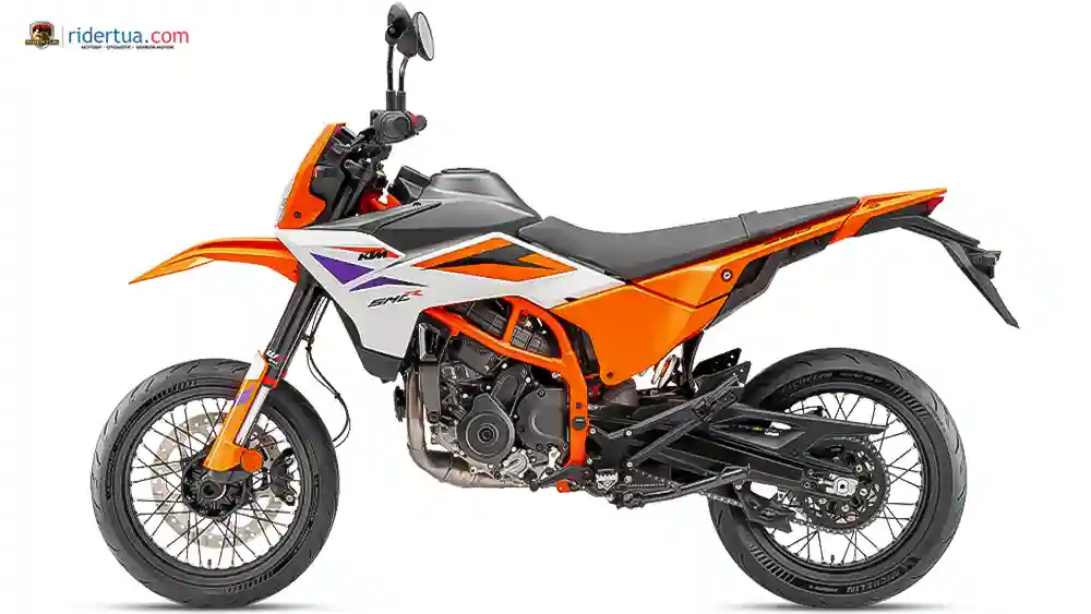 Suzuki DR-Z4SM vs KTM 390 SMC R: Supermoto Jepang Tradisional vs Supermoto Modern Berteknologi Tinggi 4 KTM 390 SMC R