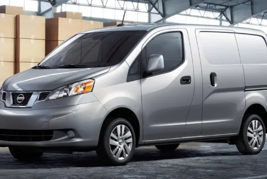 Nissan NV200 Evalia MotorTrend