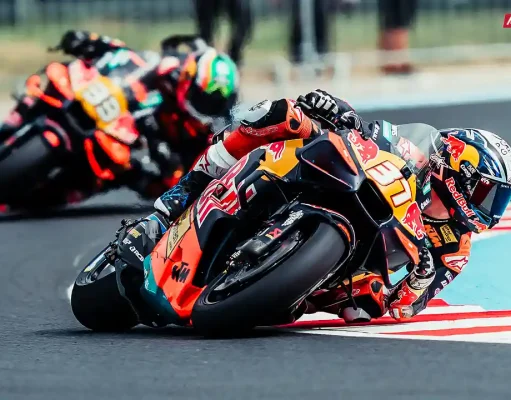 Brad Binder: Grip Ban Saya Masih Sangat Baik, Mungkin Karena Saya Terlalu Berhati-hati Pedro Acosta - Brad Binder