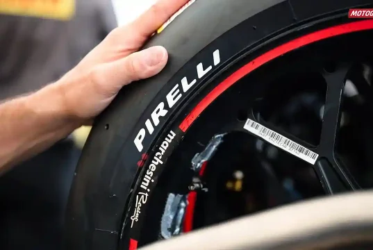MotoGP 850cc Pirelli