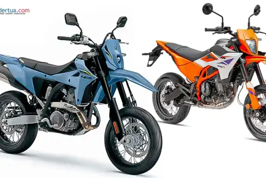 Suzuki DR-Z4SM vs KTM 390 SMC R