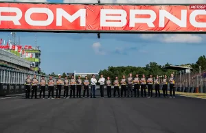Tes Perdana Ban Pirelli MotoGP 2027 di Brno: Marquez hingga Acosta Turun Tangan Tes Perdana Ban Pirelli MotoGP 850cc