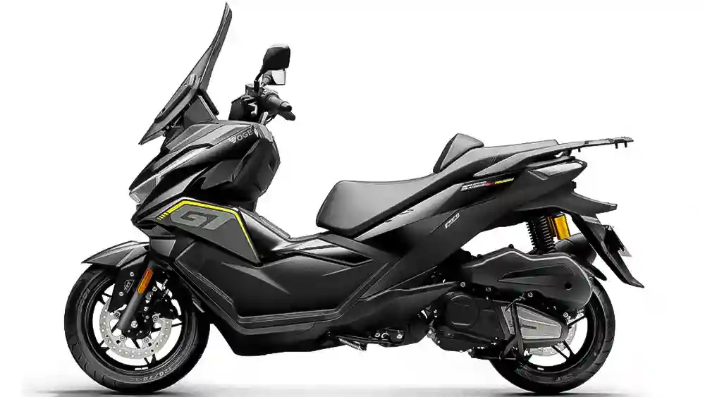 Voge SR250GT II vs Yamaha XMAX 250: Maxi Scooter Baru Fitur Lengkap vs Raja Maxi Scooter Teruji 3 Voge, SR250GT, Voge SR250GT II, SR250GT II, motor matik, skutik bongsor