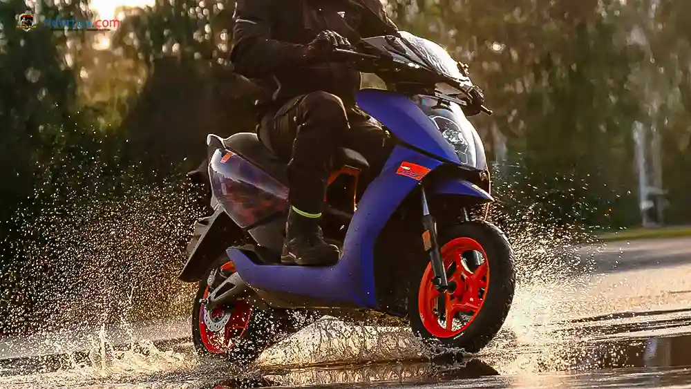 Keeway Hypevolt-R vs Ather 450 Apex: Skuter Listrik Berperforma Tinggi vs Skutik Listrik Premium Sporty 3 Ather 450 Apex