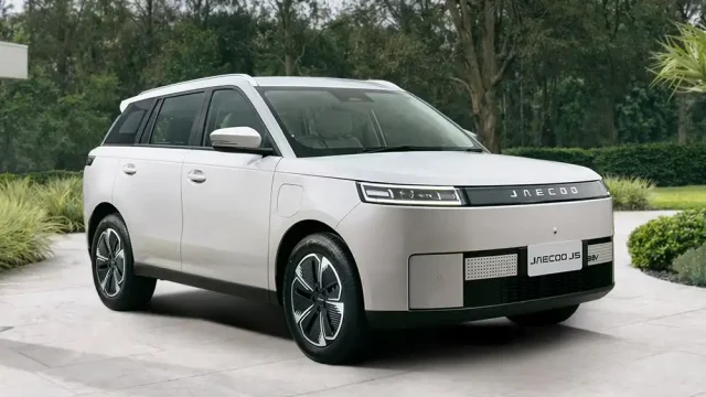 Jaecoo J5 EV Omoda