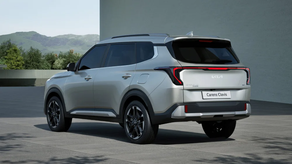 Kia Carens EV di GIIAS 2026: Siap Dirakit Lokal dan Kembarannya Dari Hyundai 1 Kia Carens Jakarta Selatan