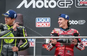 Marc Marquez Terlihat Meremehkan Ai Ogura, Padahal Pebalap Jepang Itu Justru Disebut Rival Paling Berbahaya di MotoGP Marc Marquez - Ai Ogura
