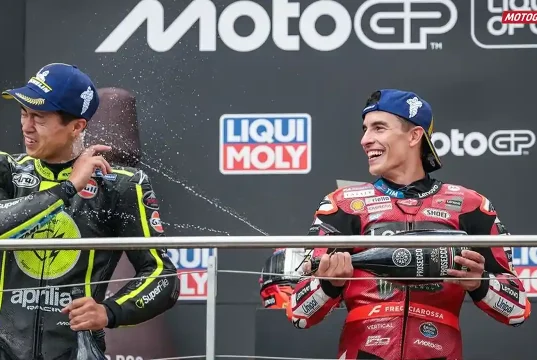 Marc Marquez - Ai Ogura