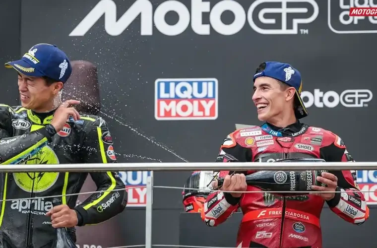 Marc Marquez - Ai Ogura