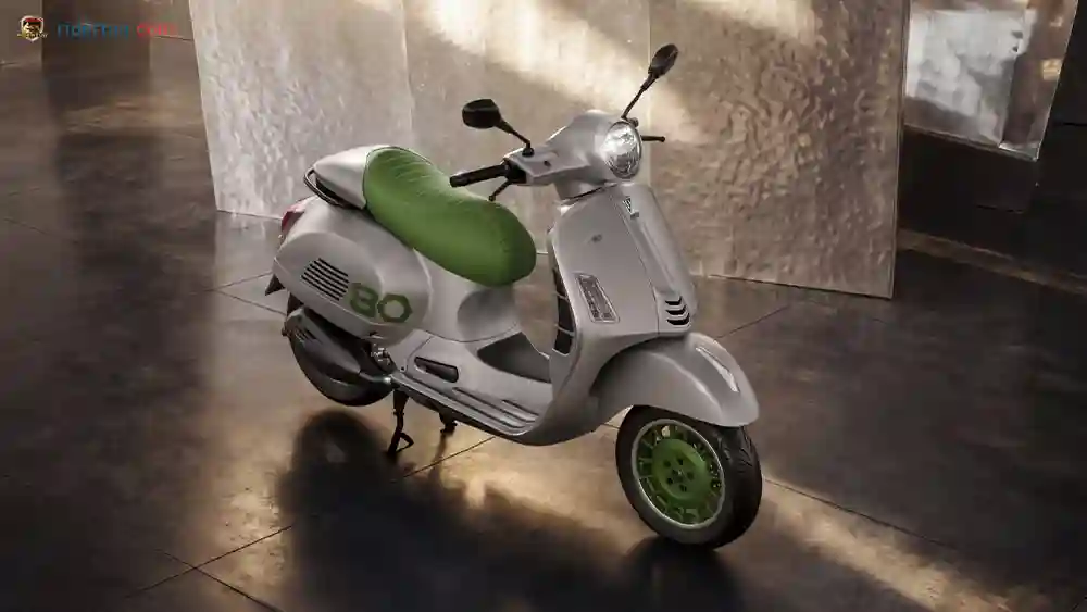 Vespa, Edizione Ottantesimo, Vespa Edizione Ottantesimo, Vespa GTS 310, edisi spesial, skutik retro