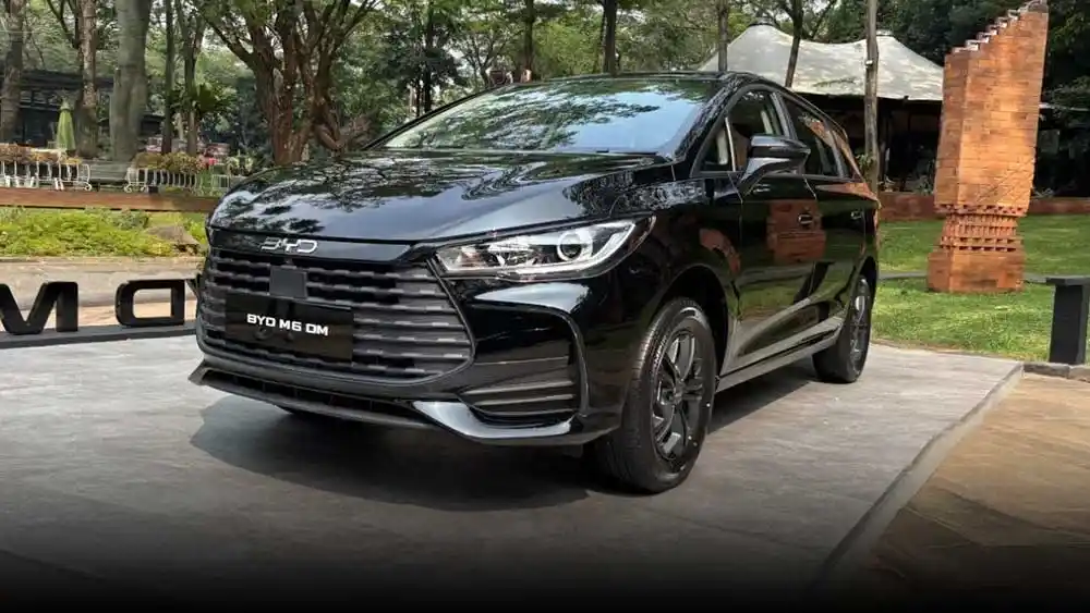 BYD M6 DM Ungguli Chery Dkk Bulan Juli Lalu! 4 BYD M6 DM Tangerang
