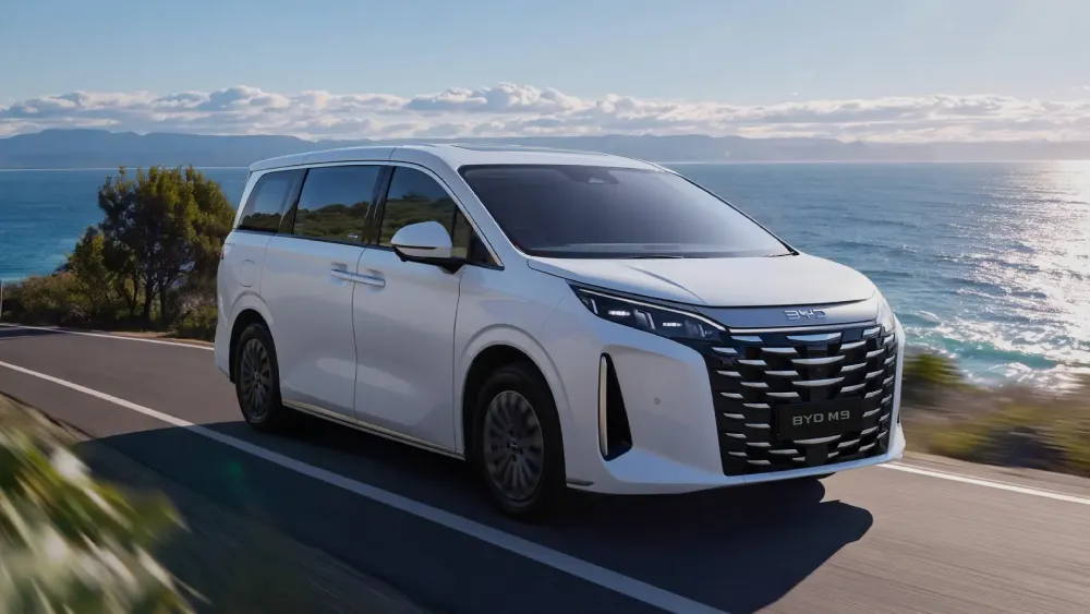 BYD M9 Sudah Mendarat di Australia, Indonesia? 4 BYD M9 Hongkong