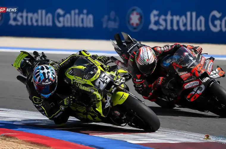 Duel Marco Bezzecchi - Raul Fernandez
