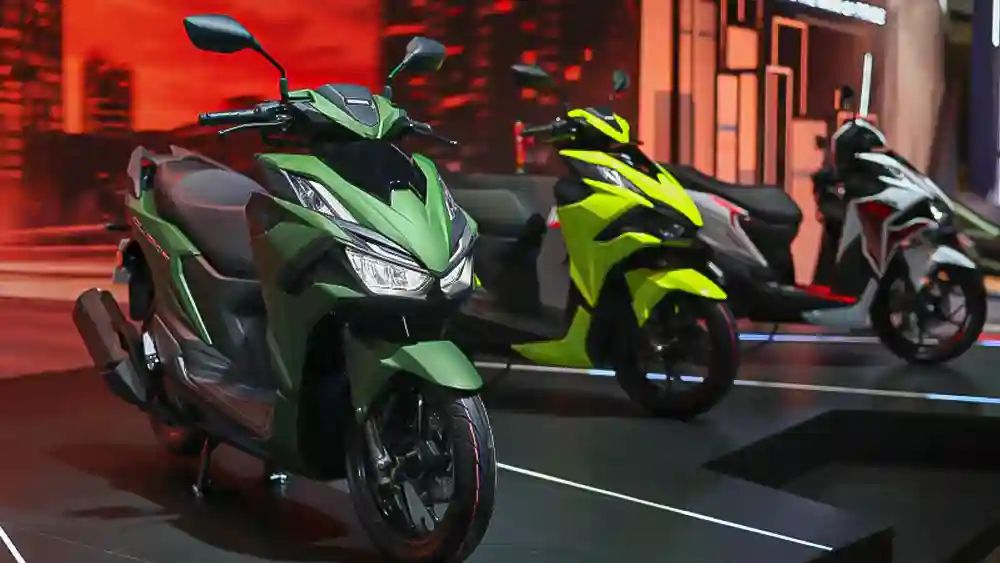 Honda Click 160 vs Yamaha Aerox SP: Skutik Sporty Ringkas atau Berteknologi Tinggi 2 Honda, Click, Honda Click 160, Click 160, skutik, skutik sporty