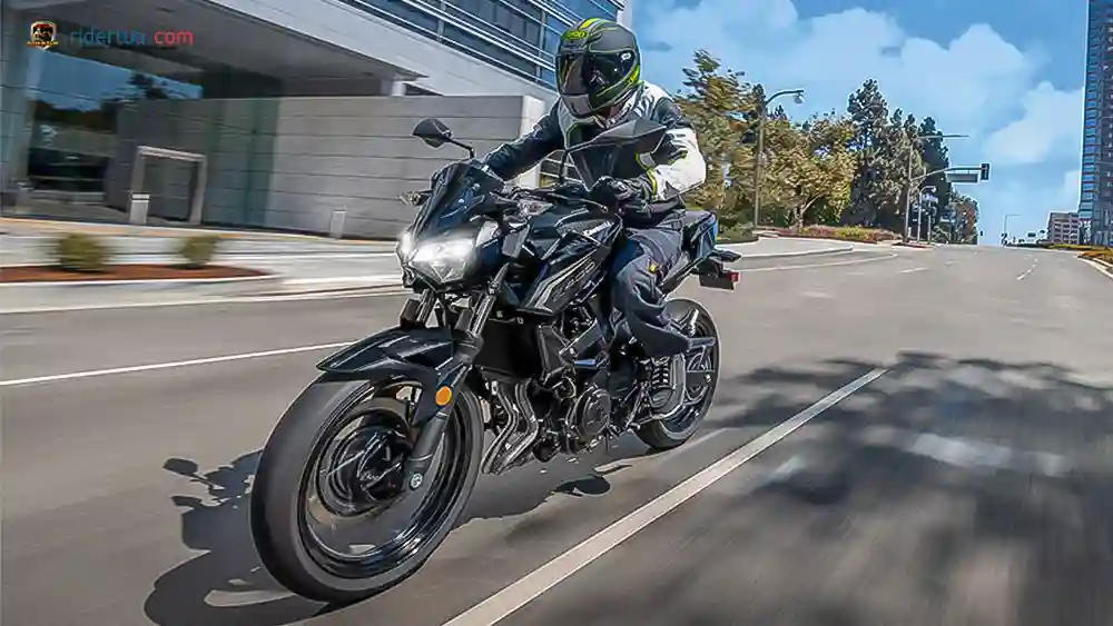 Kawasaki Z400 vs Yamaha MT-03: Naked Bike Ringan vs Streetfighter Lincah 2 Kawasaki, Z400, Kawasaki Z400, pembaruan, motor naked, motor baru