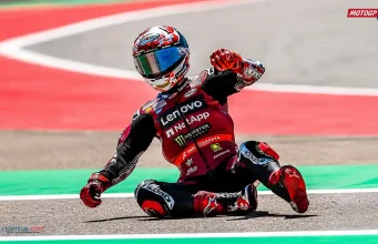 Pecco Bagnaia Ungkap Penyebab Crash di MotoGP Aragon, Ban Habis dalam 5 Lap! Pecco Bagnaia Crash