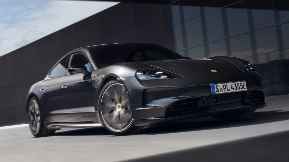 Porsche Taycan Black Edition Indonesia
