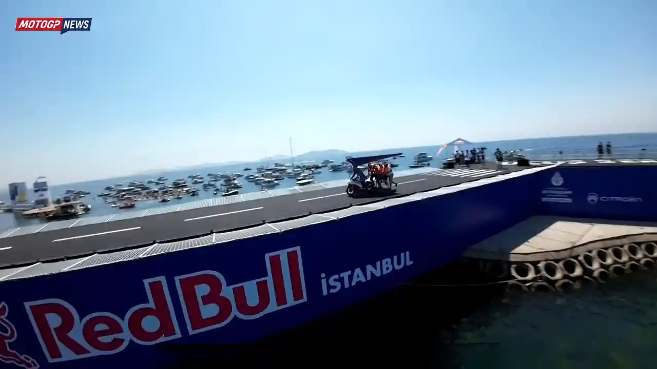 Yamaha R6 Milik Toprak Razgatlioglu Gagal Landing dengan Mulus 2 Yamaha R6 - Toprak Razgatlioglu-1