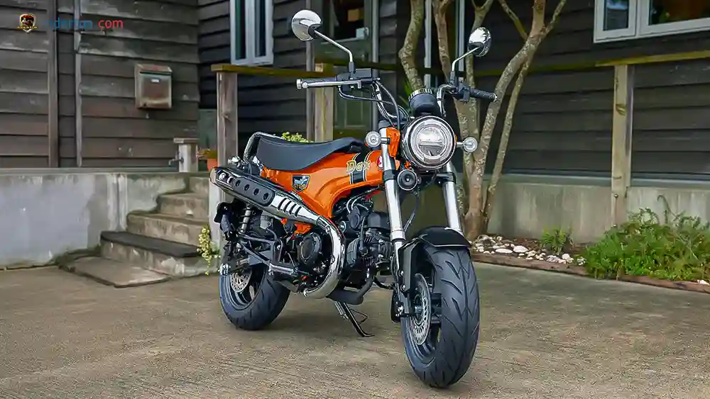 AHM Rilis Honda ST125 Dax 2027 Motor Mungil Ini Dapat Warna Oren Menyala! 2 AHM, Honda, ST125 Dax, Honda ST125 Dax, warna baru, motor mini, motor mungil