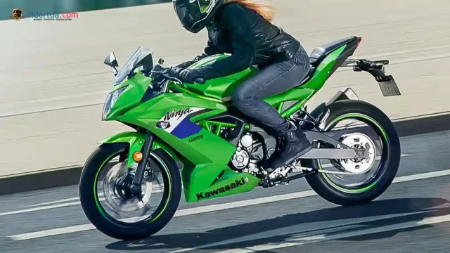 Kawasaki Ninja 125 Kawasaki Ninja 125 2027 Sportbike Pemula Tawarkan 3 Tipe dengan Knalpot Arrow!