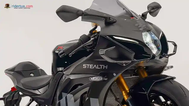 Suzuki GSX-R1000R Stealth Tampilannya Jadi Sangar Banget! Suzuki GSX-R1000R Stealth Rilis 10 Unit Aja!